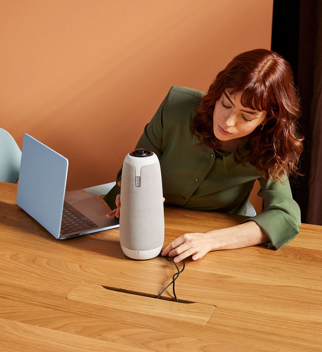 meeting owl video conferencing camera for hybrid teams