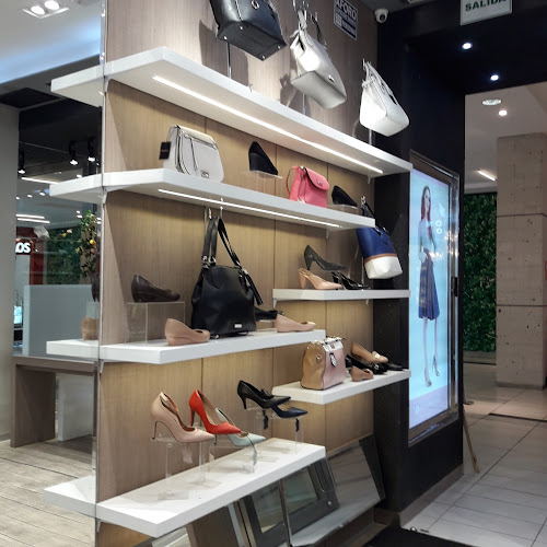 Mall Plaza Arequipa, 2do Piso, Local B-1000, Av. Ejercito 793, Cayma 04013, Perú