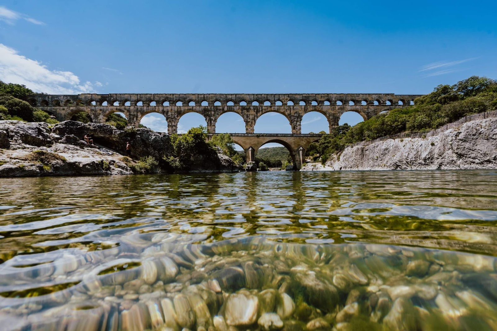 famous landmarks in France, Pont du Gard, Bridge of the Gard, UNESCO Heritage Site