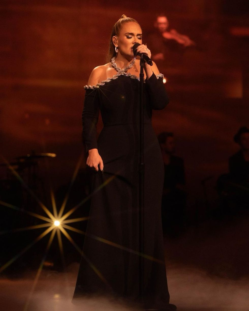 Adele and Black dresses: the singer in custom Stella McCartney