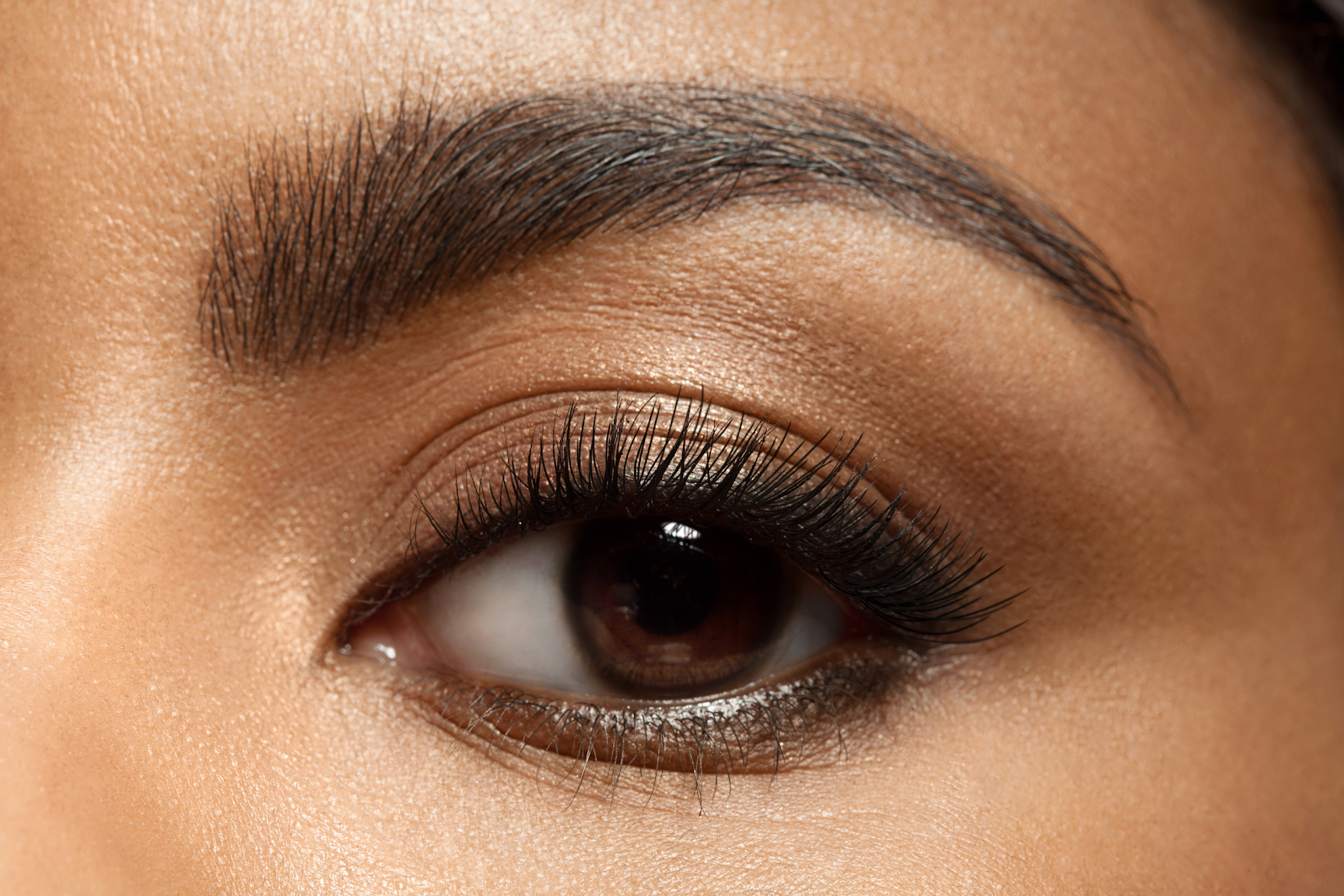 How to Use Mascara Everyday Without Damaging Eyelashes