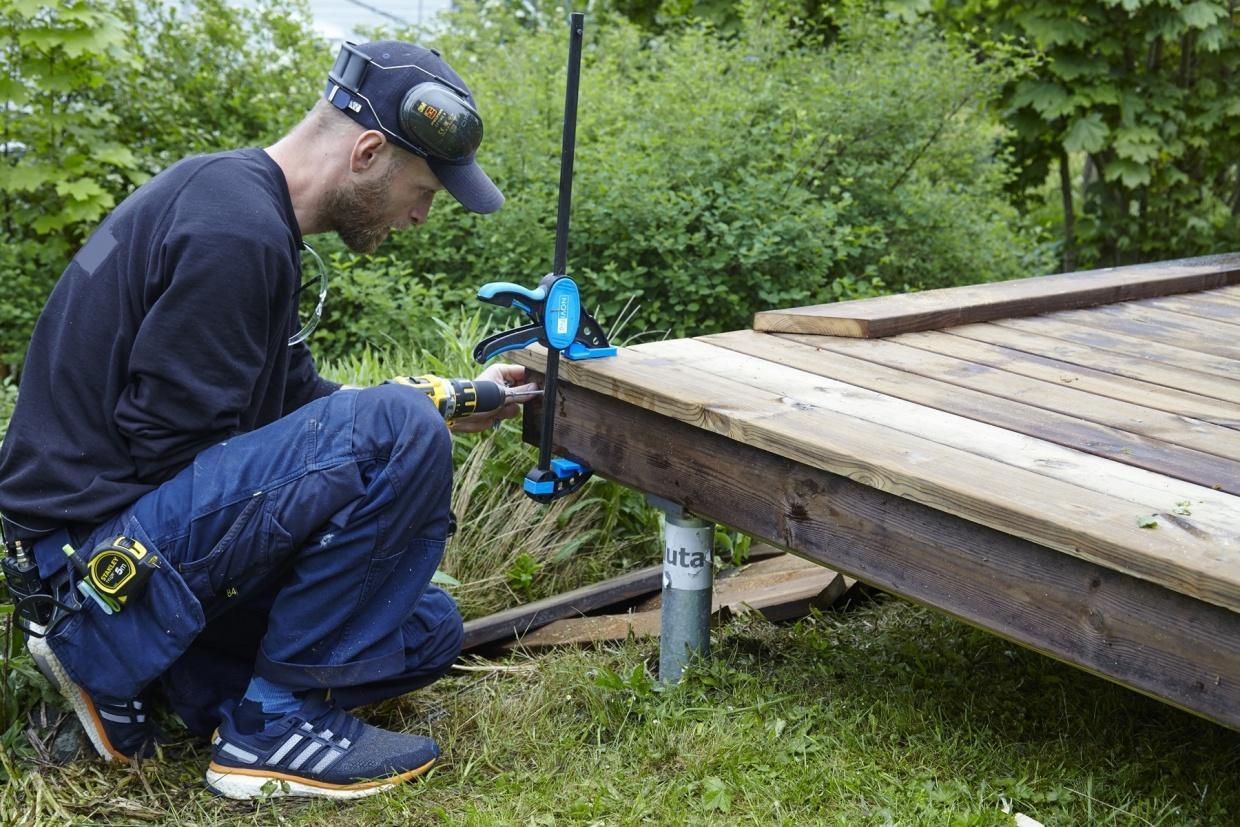 Terrasse bauen - holzterrasse einfach selber bauen | Kebony