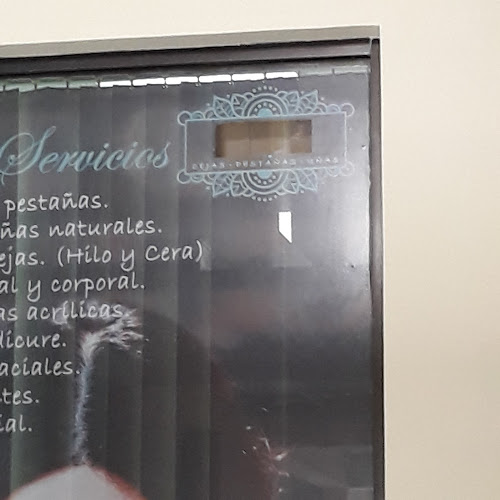 Cejas-Pestañas-Uñas - Quito