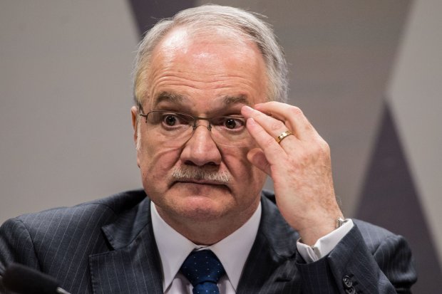 El jurista Luiz Edson Fachin es ministro relator del Tribunal Supremo Federal. Sustituyó al prestigioso Teori Savascki, quien murió en un accidente en enero de este año