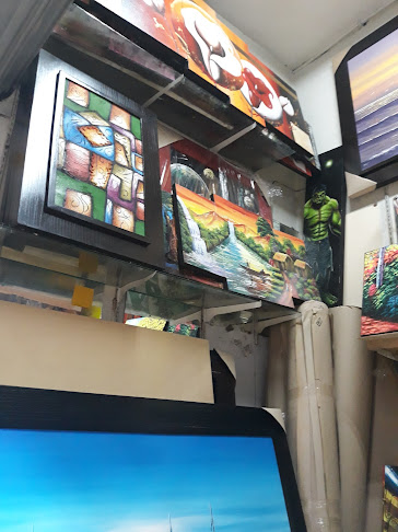 Opiniones de Andreita Arte & Marqueteria en Guayaquil - Tienda de pinturas