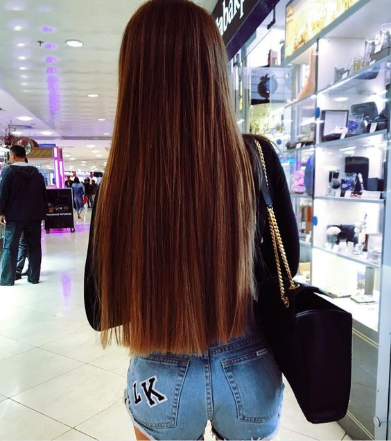 lady wearing long blunt cut hair