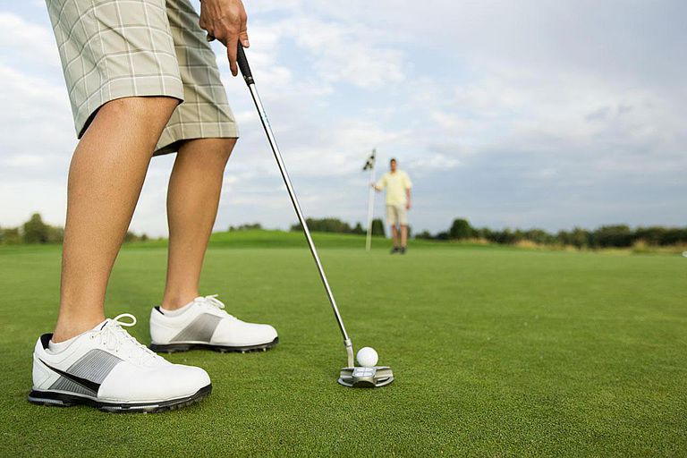 Luyện tập với cường độ cao khiến bạn bị đau khuỷu tay khi chơi Golf