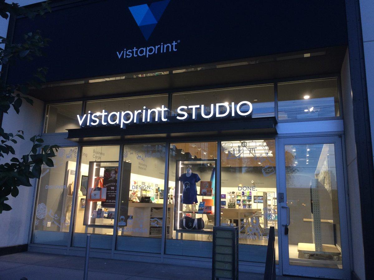 cindystarr on Twitter: "Tomorrow morning, Vistaprint opens its 1st retail  store on King Street in Toronto. So excited. @vistaprint #toronto… "