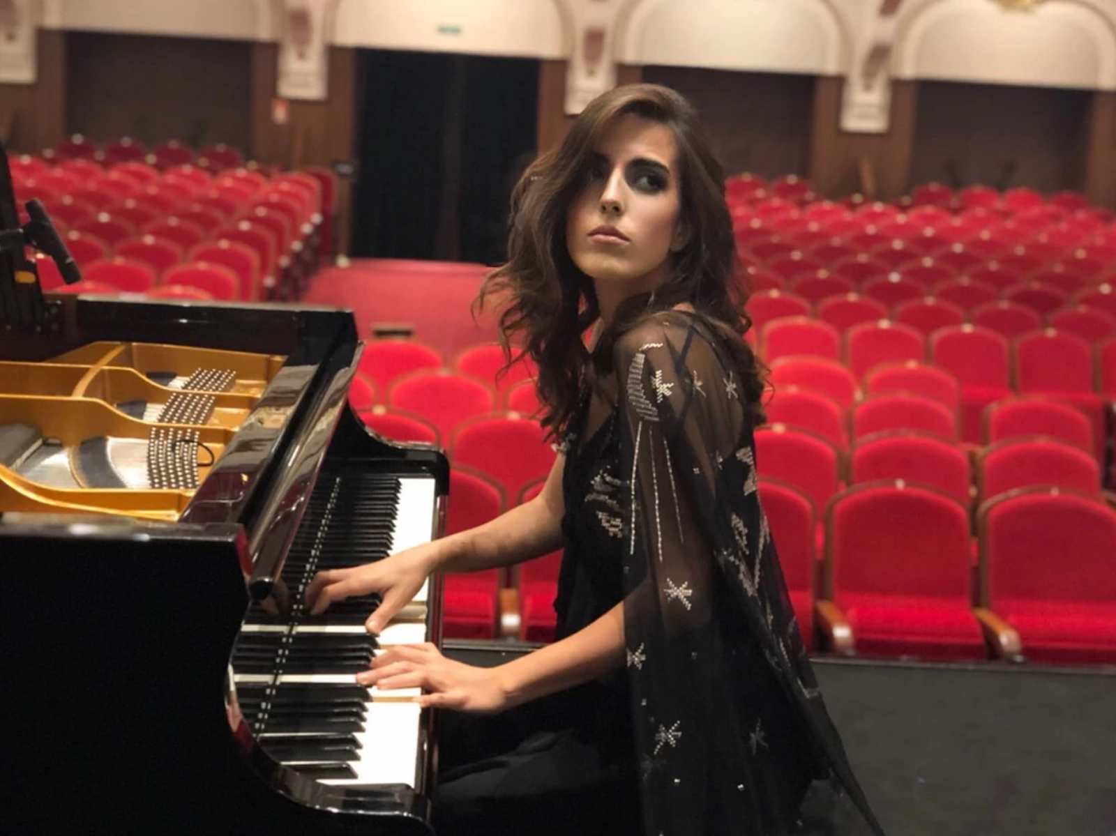 AyseDeniz Gokcin of ADPianist on Thinking Outside the Box, Classical Music, & Social Media