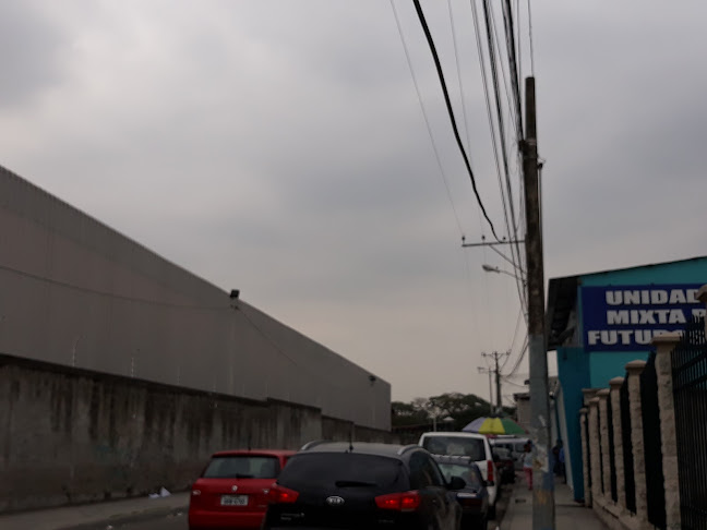 Servientrega Guayaquil Centro Logístico Farma - Servicio de mensajería