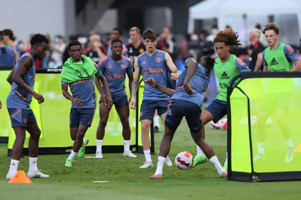 Manchester United players take part in a training session at Rajamangala National Stadium in Bangkok on July 11, 2022, a day before an exhibition football match in the Thai capital against English Premier League rival Liverpool FC. (Photo by Jack TAYLOR / AFP) (Photo by JACK TAYLOR/AFP via Getty Images)