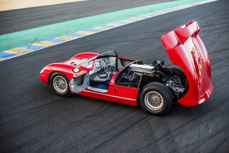 https://www.torqueagencygroup.com/wp-content/uploads/2018/08/1963-Ferrari-275-P_8-800x534.jpg