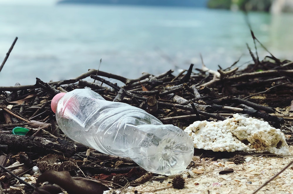 botella contaminación