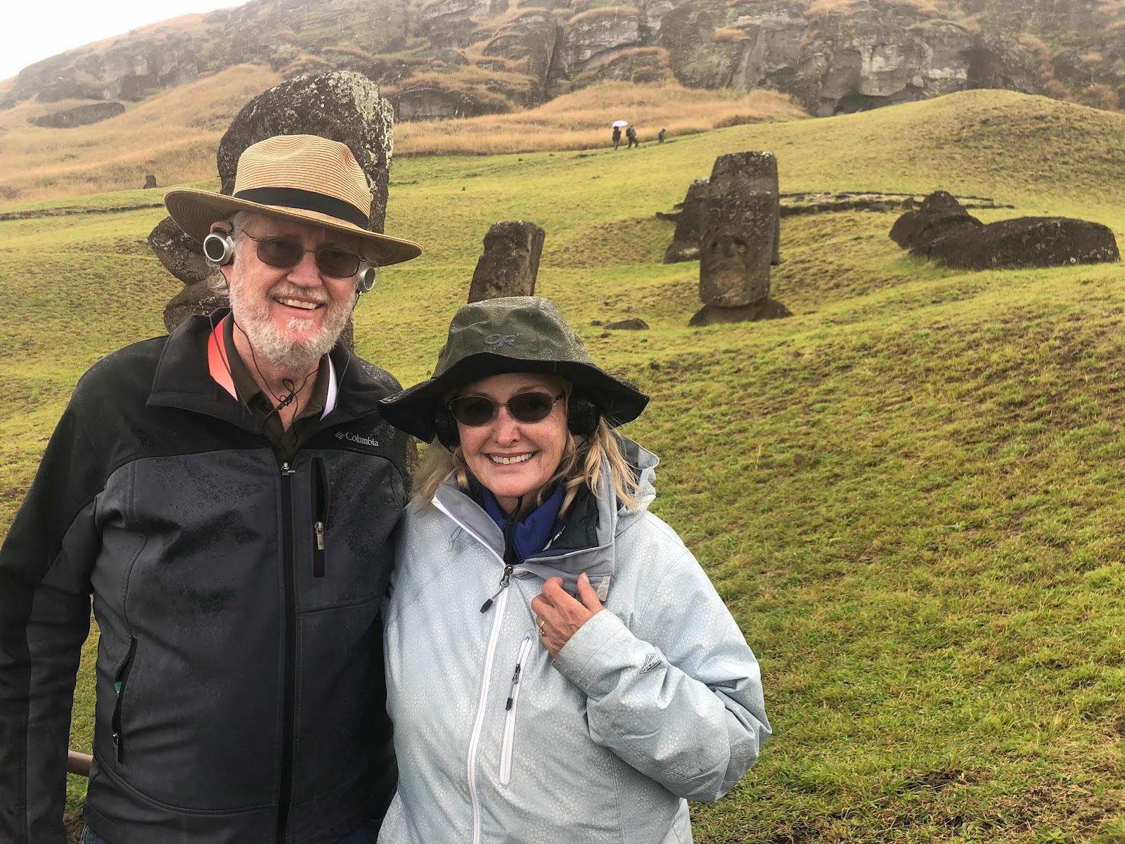 Resident Astronomers George and Peggy stop to pose at the Moai quarry (Source: Palmia Observatory)