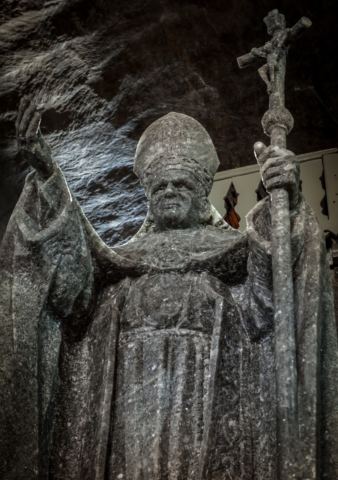 Nhà nguyện Thánh Kinga ở Wieliczka, Ba lan – nhà thờ lớn nhất thế giới được xây dựng dưới lòng đất!