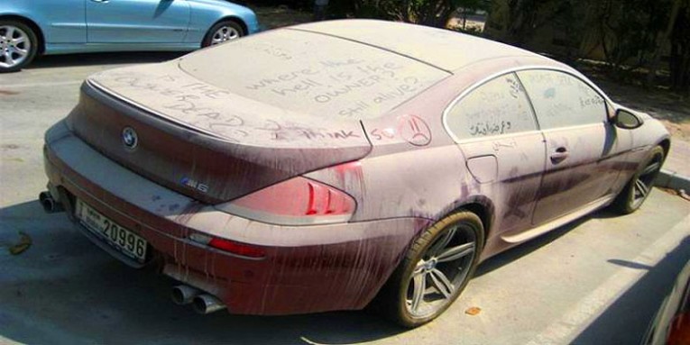 abandoned-cars-dubai-780x390