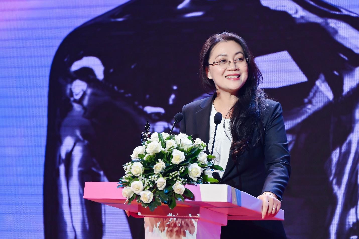 C:\Users\le.linhthi\Desktop\Bà Nguyễn Bạch Kim Vy - Phó Tổng GĐ Vận hành NovaGroup phát biểu tại sự kiện.JPG