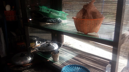 Warung Makan Ayam Goreng Ibu Ita