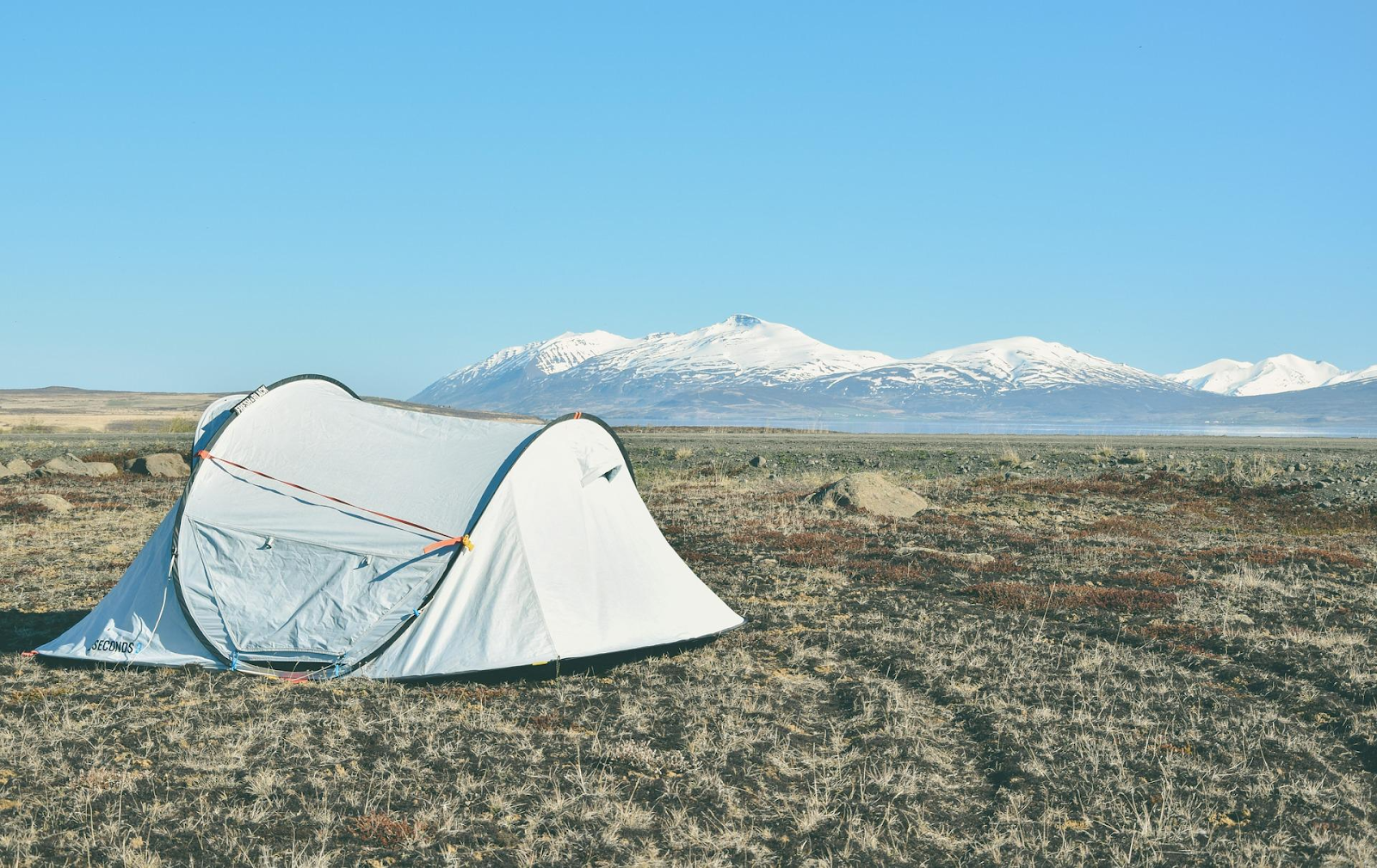 Туристическая палатка: обзор лучших моделей
