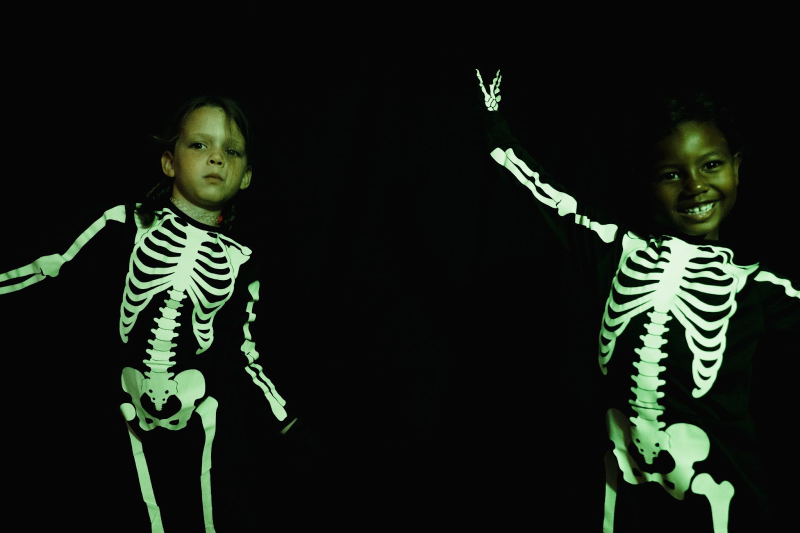 20-halloween-costumes-ideas-for-family-of-4-teckwrapcraft