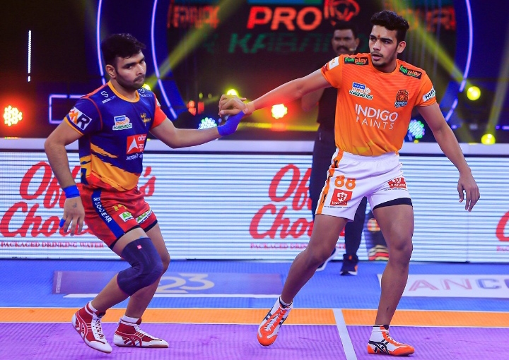Mohit Goyat finishes his ‘Super 10’ with a touchpoint against UP Yoddha on Monday