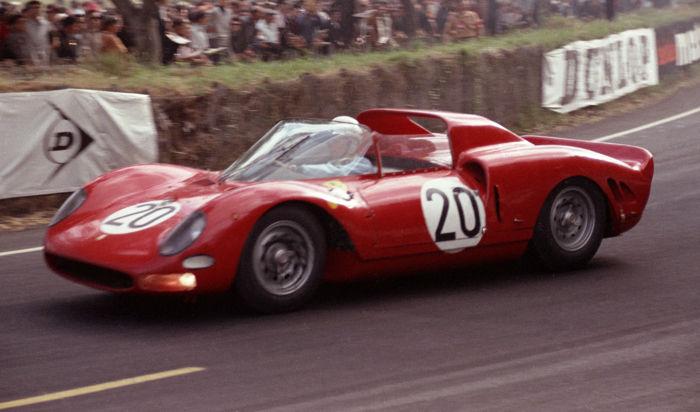 Risultato immagini per 1966 Le Mans 24 Hour Ferrari 330 P3 Scarfiotti