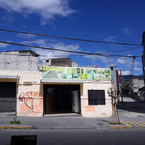 El Calzado, Av. Tnte. Hugo Ortiz S12-156, Quito 170111, Ecuador
