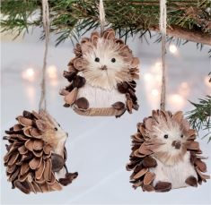 hedgehog pinecone ornaments