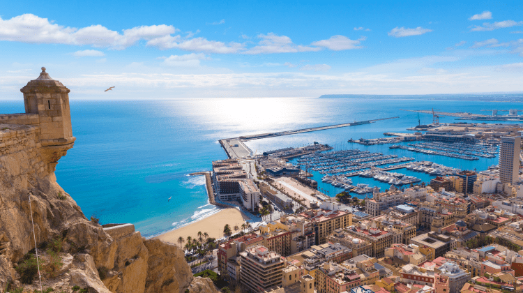 Hamnen i Alicante, slottet Santa Barbara