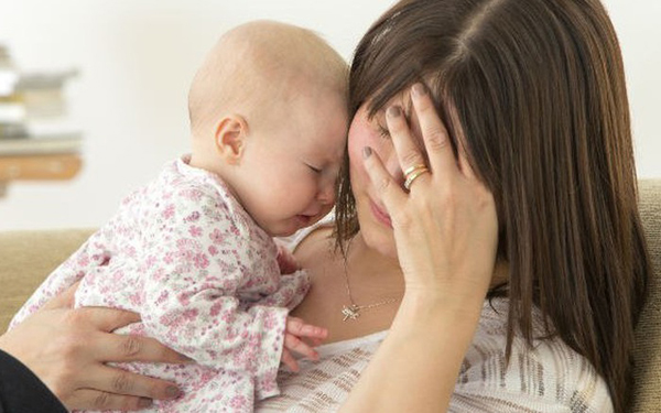 Trầm cảm sau sinh: Căn bệnh nguy hiểm và ảnh hưởng đến bà bầu - ảnh 1