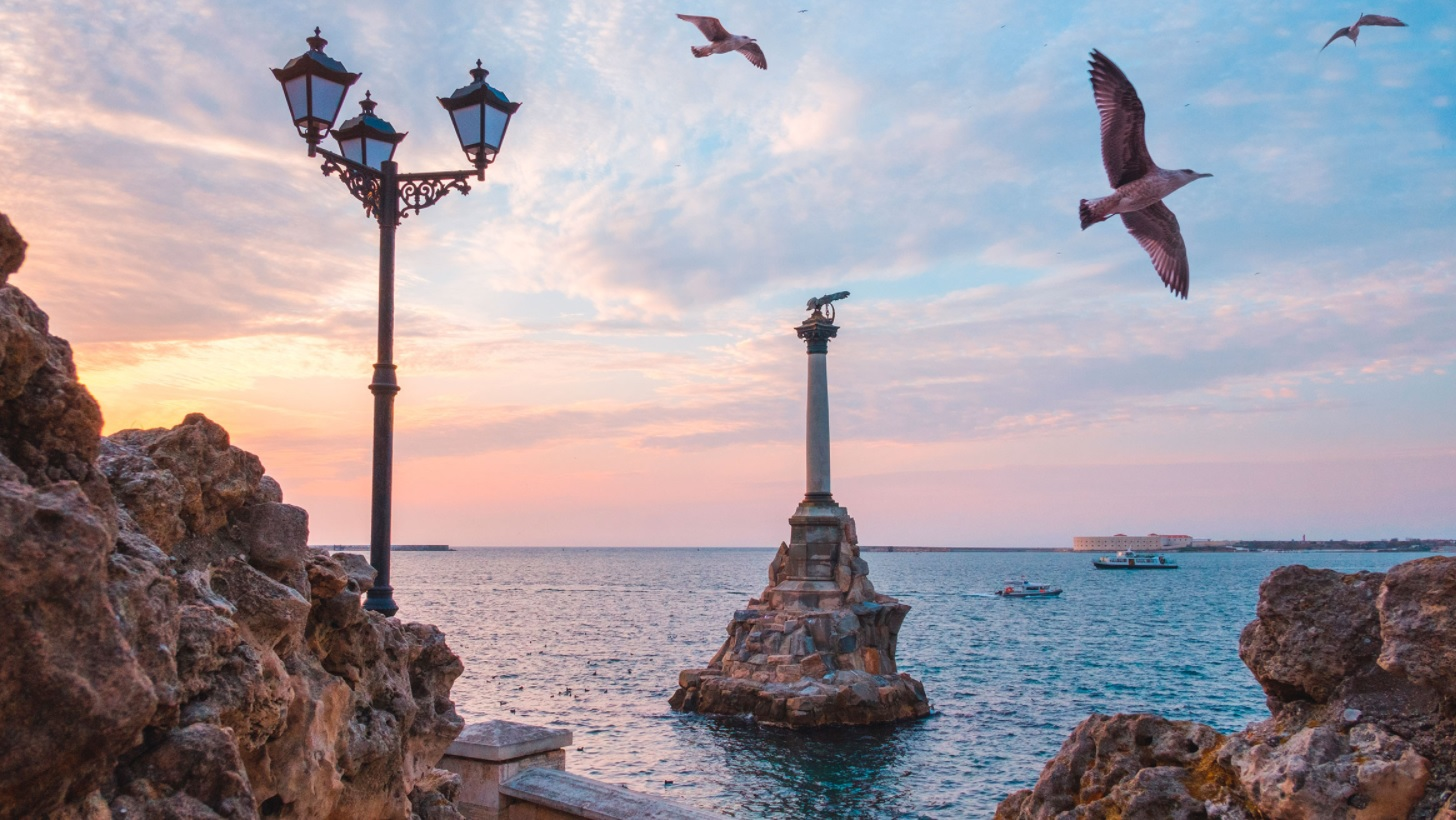 Traveling in Crimea by taxi: why it is more convenient and where you can go - Image 2