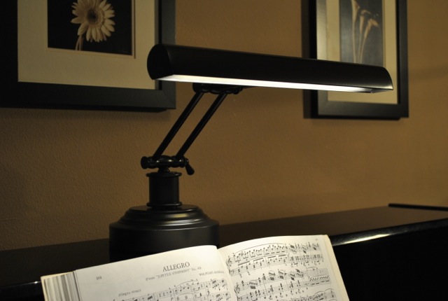 piano lamp