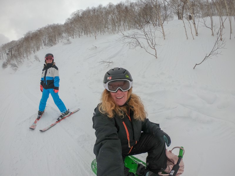 Evie and Emmie skiing in Club Med Tomamu, Japan