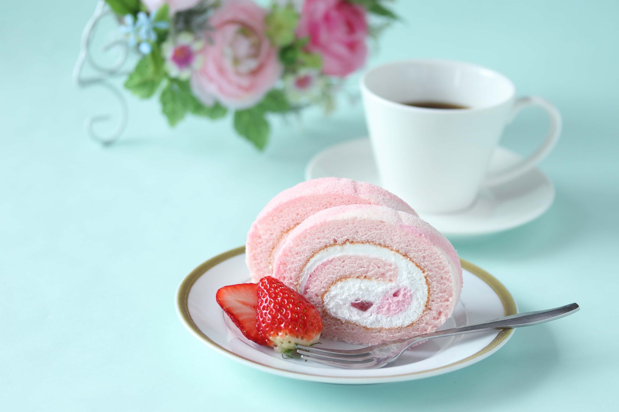 仕上げを工夫しておしゃれに ロールケーキの盛り付け方 ファンファン福岡