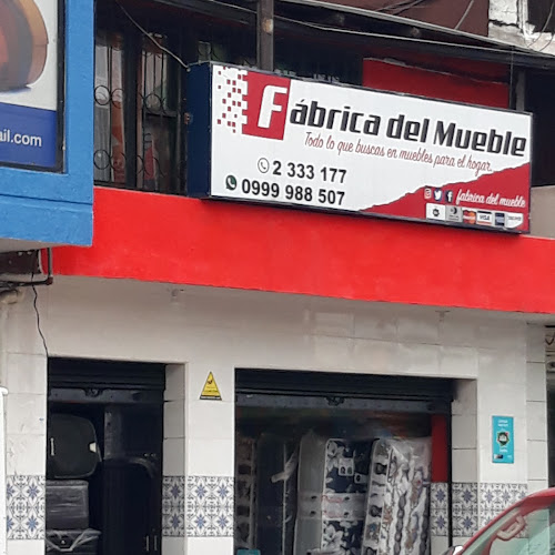 MHG2+M2X, Avenida General Enriquez S/N, Sangolquí, Quito 171103