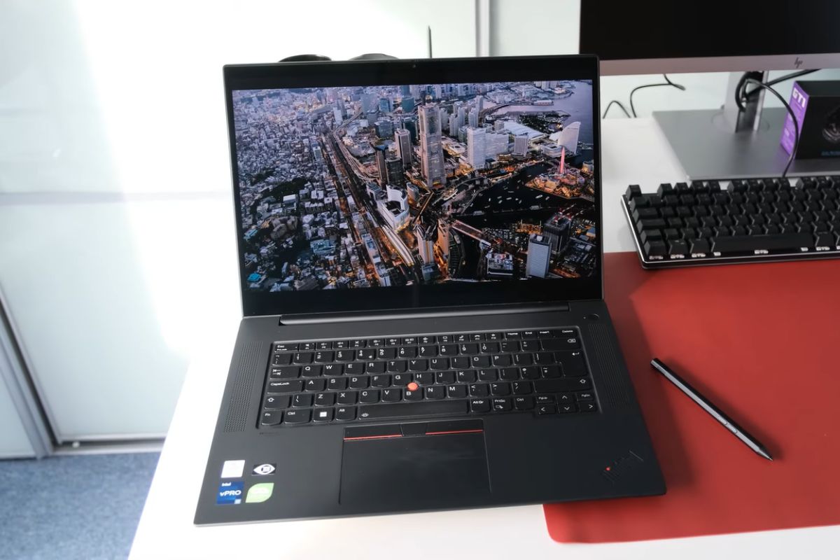 Lenovo-ThinkPad-P1-Gen-5-Laptopkhanhtran-4