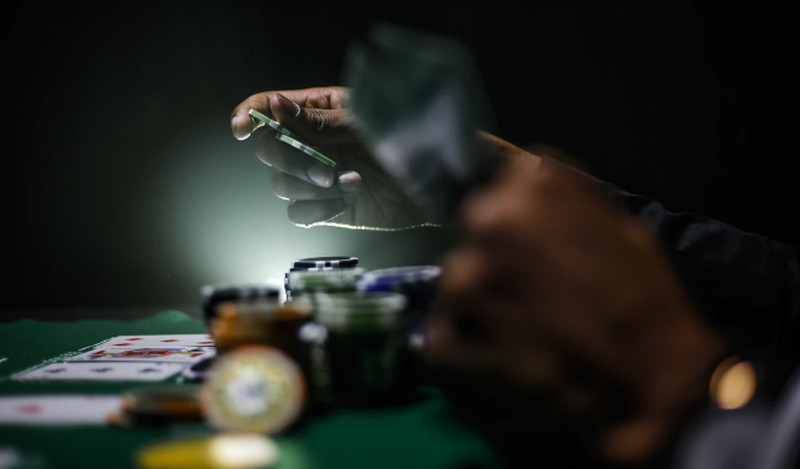 Quy tắc chơi qua các vòng của luật chơi Poker