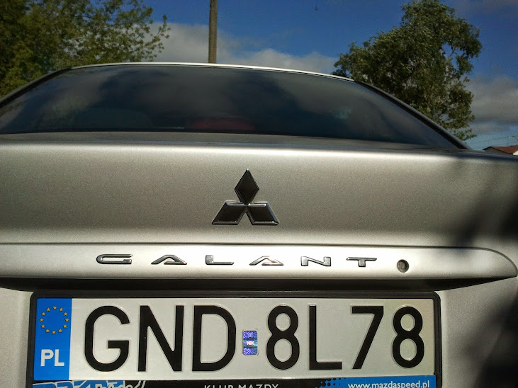 Mitsubishi Galant VIII 2.4 GDI '02 Avance A/T >Żarłacz