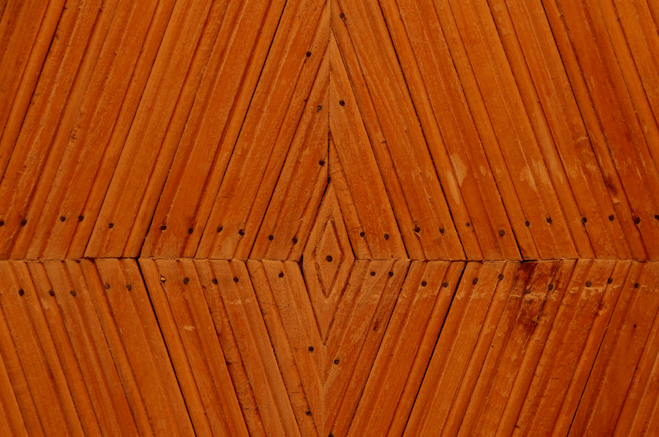 contoh motif pintu kayu