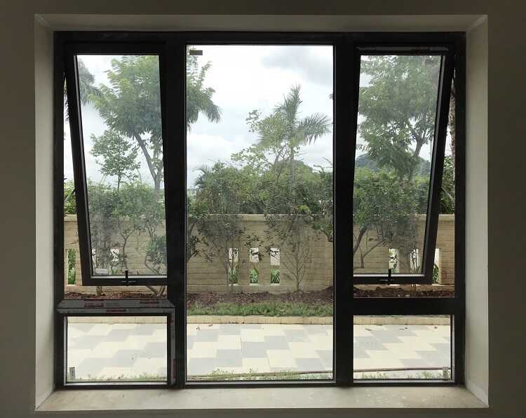 Mẫu cửa sổ nhôm Xingfa mở hất ra ngoài