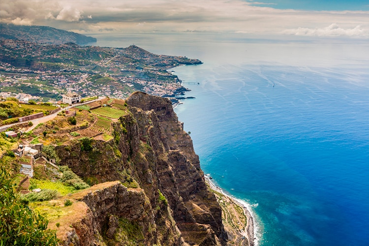 Invest in real estate in Madeira for Portugal