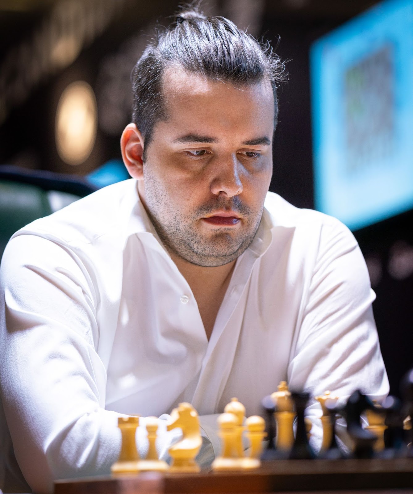 Nepomniachtchi remains one point ahead of Ding after Game 11 draw