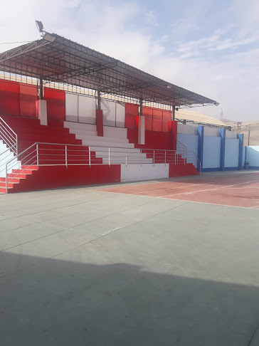 Opiniones de Coliseo Carlos Manuel Cox en Salaverry - Campo de fútbol