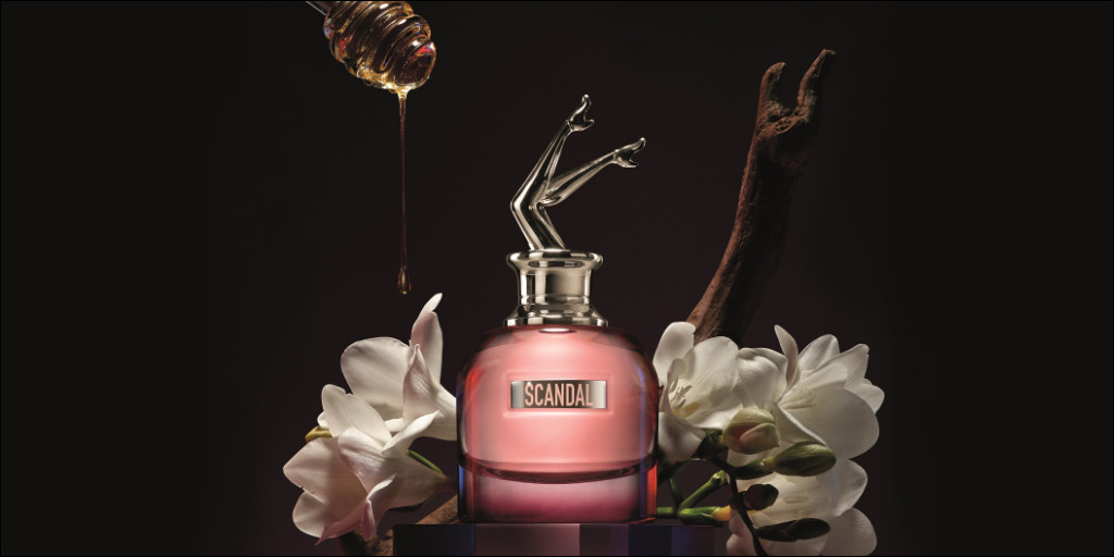 Scandal By Night EDP Intense hòa trộn thành phần ấm áp để tạo cảm giác tinh tế, nhẹ nhàng