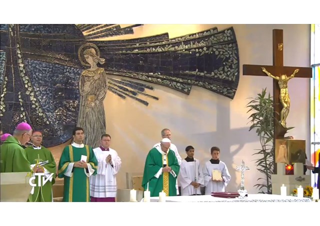 Pope Francis celebrates Holy Mass at the Salesian centre in Baku, Azerbaijan, 2 Oct 2016.  - RV