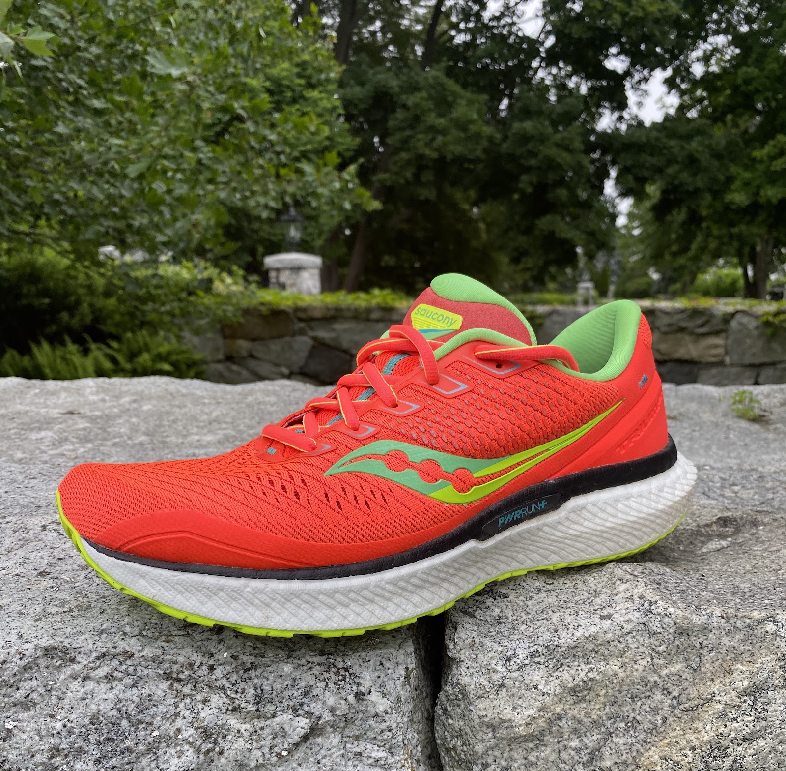 Road Trail Run: Saucony Triumph 18 Review: Bottomless Cushion and ...