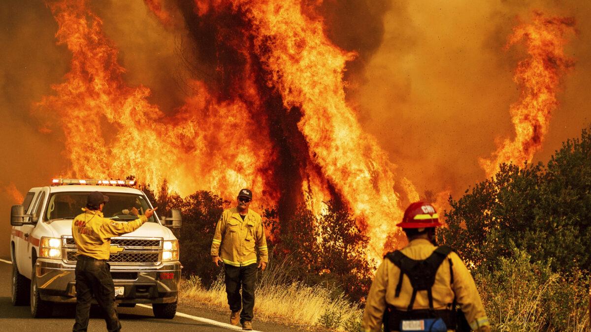 Massive Northern California Wildfires Rage on; 1 Man Dead