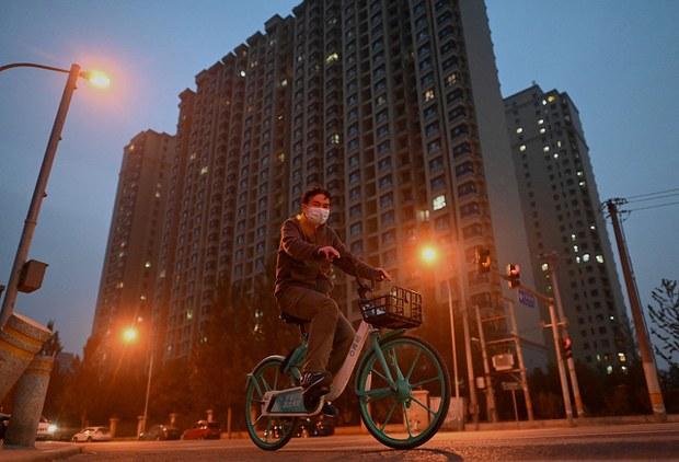 房产大亨称1/3中国储蓄买房可救经济   “人矿”拒绝被掏空