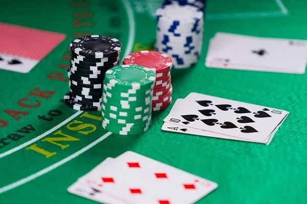 E:\บทความ\หลากหลาย\บทความ\01-blackjack-The-Best-Casino-Games-That-Wont-Take-as-Much-of-Your-Money-According-to-Gambling-Experts_675135787-Netfalls-Remy-Musser.jpg
