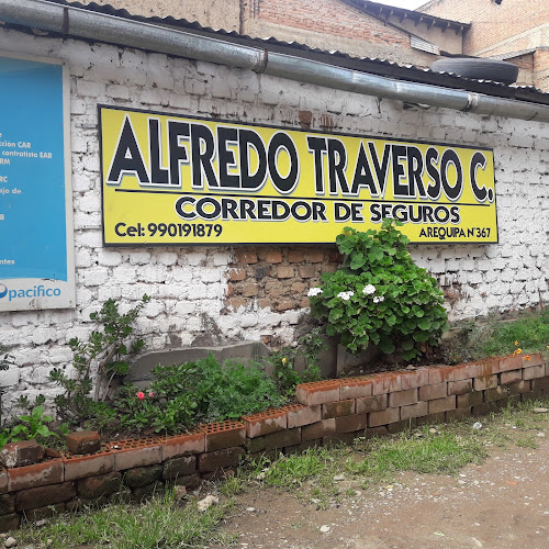 Opiniones de Alfredo Traverso C. en Huancayo - Agencia de seguros